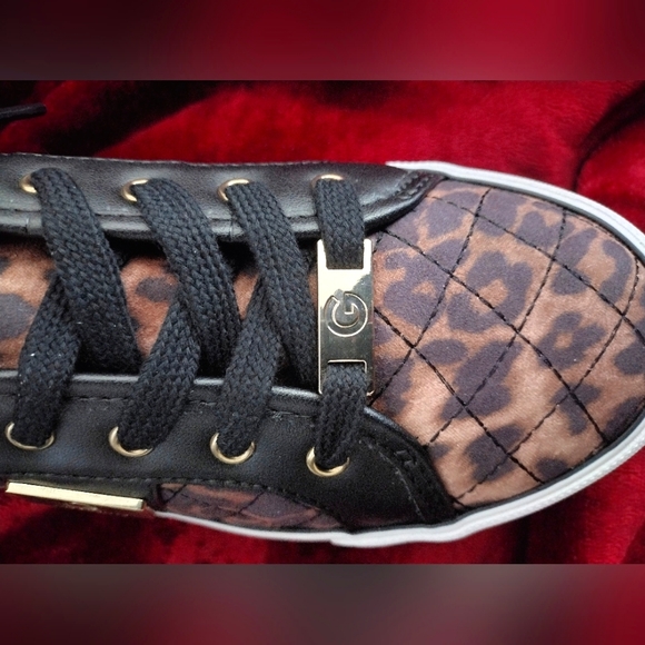 G by Guess Backer10 Los Angeles Leopard in Size 8 M - Picture 5 of 9